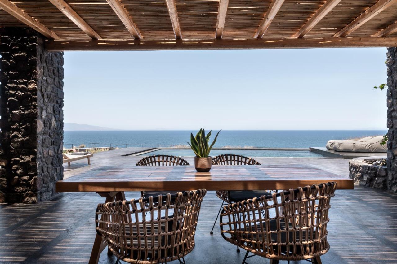 Colombos Beachfront Foinikia  Exterior photo